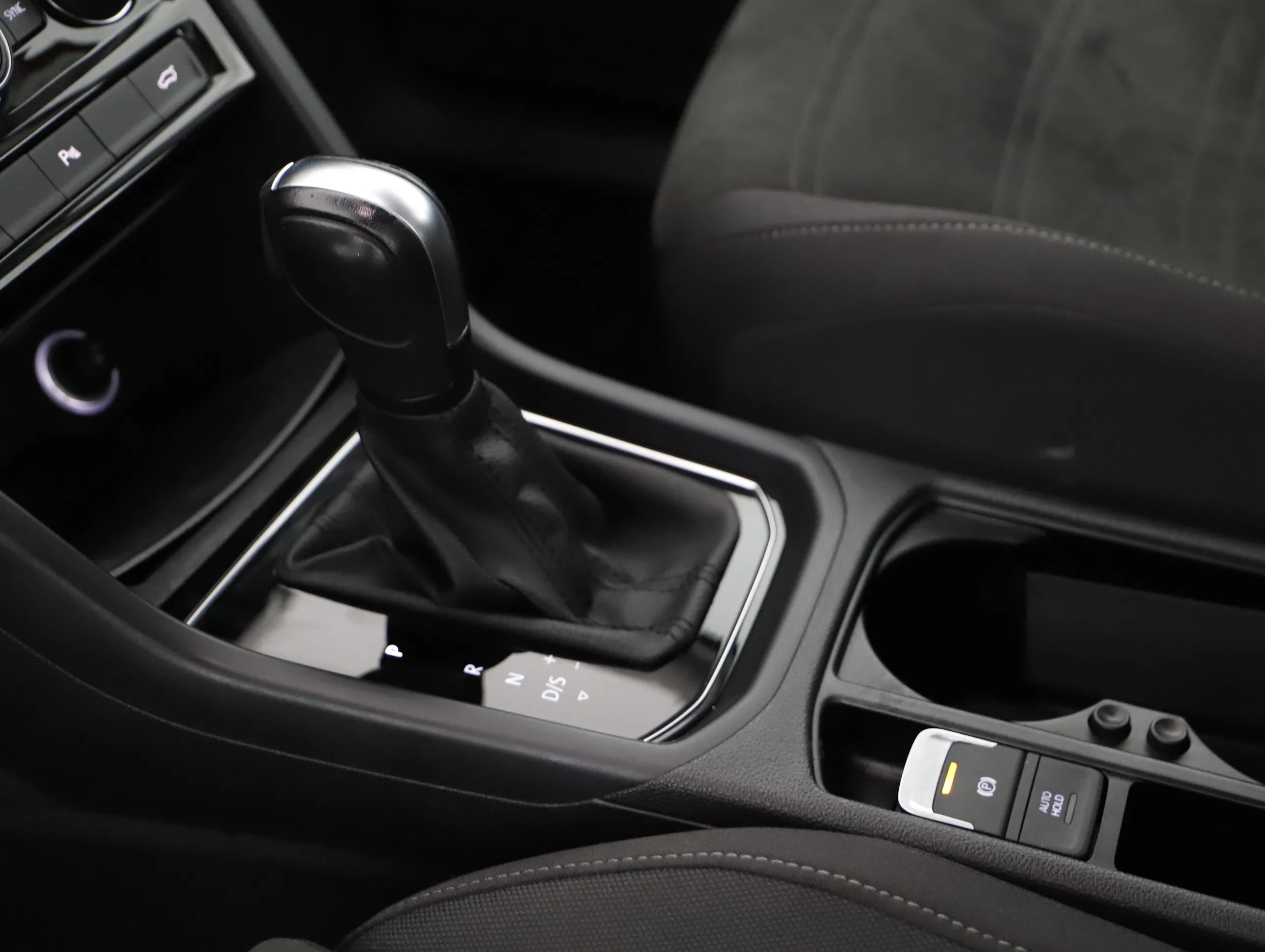 VW Touran 2.0 TDI BMT Highline | Bild 13 von 24