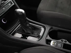 VW Touran 2.0 TDI BMT Highline | Thumbnail 13 von 24