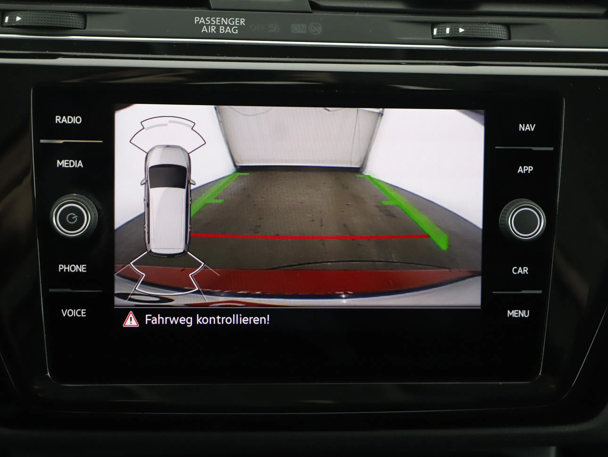 VW Touran 2.0 TDI BMT Highline | Bild 16 von 24