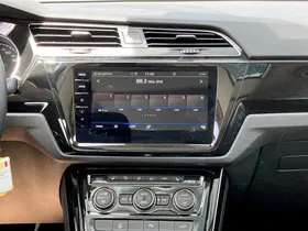 VW Touran 2.0 TDI HL DSG 7-SITZER | Thumbnail 11 von 24