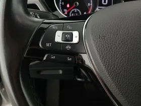 VW Touran Comfortline TDI SCR | Thumbnail 16 von 29
