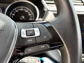VW Touran 2.0 TDI BMT | Thumbnail 15 von 23