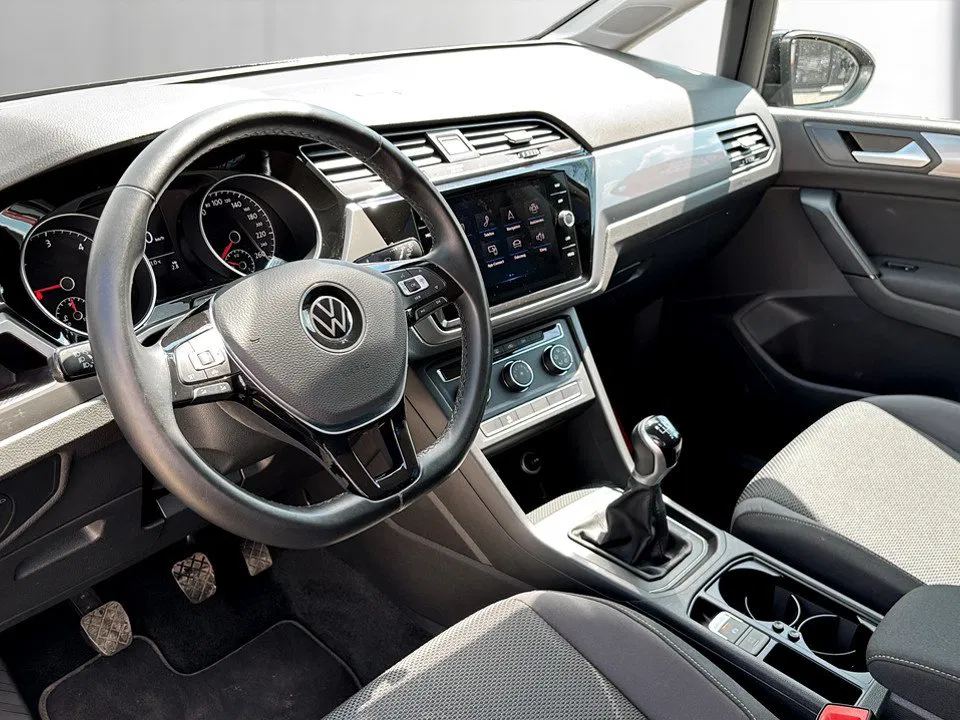 VW Touran 2.0 TDI BMT | Bild 12 von 23