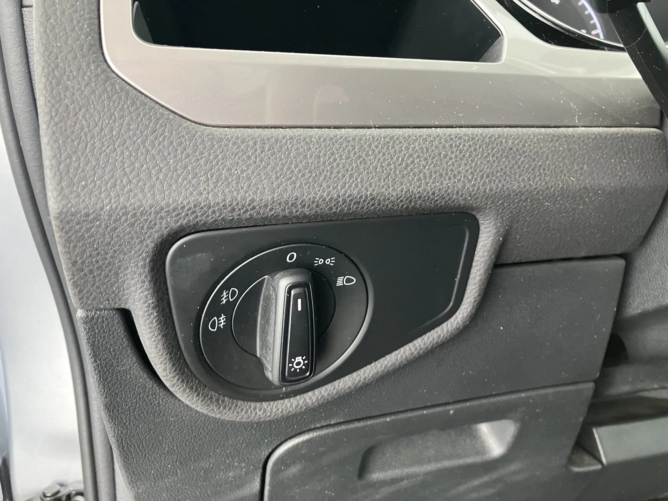 VW Touran 2.0 TDI BMT | Bild 20 von 31