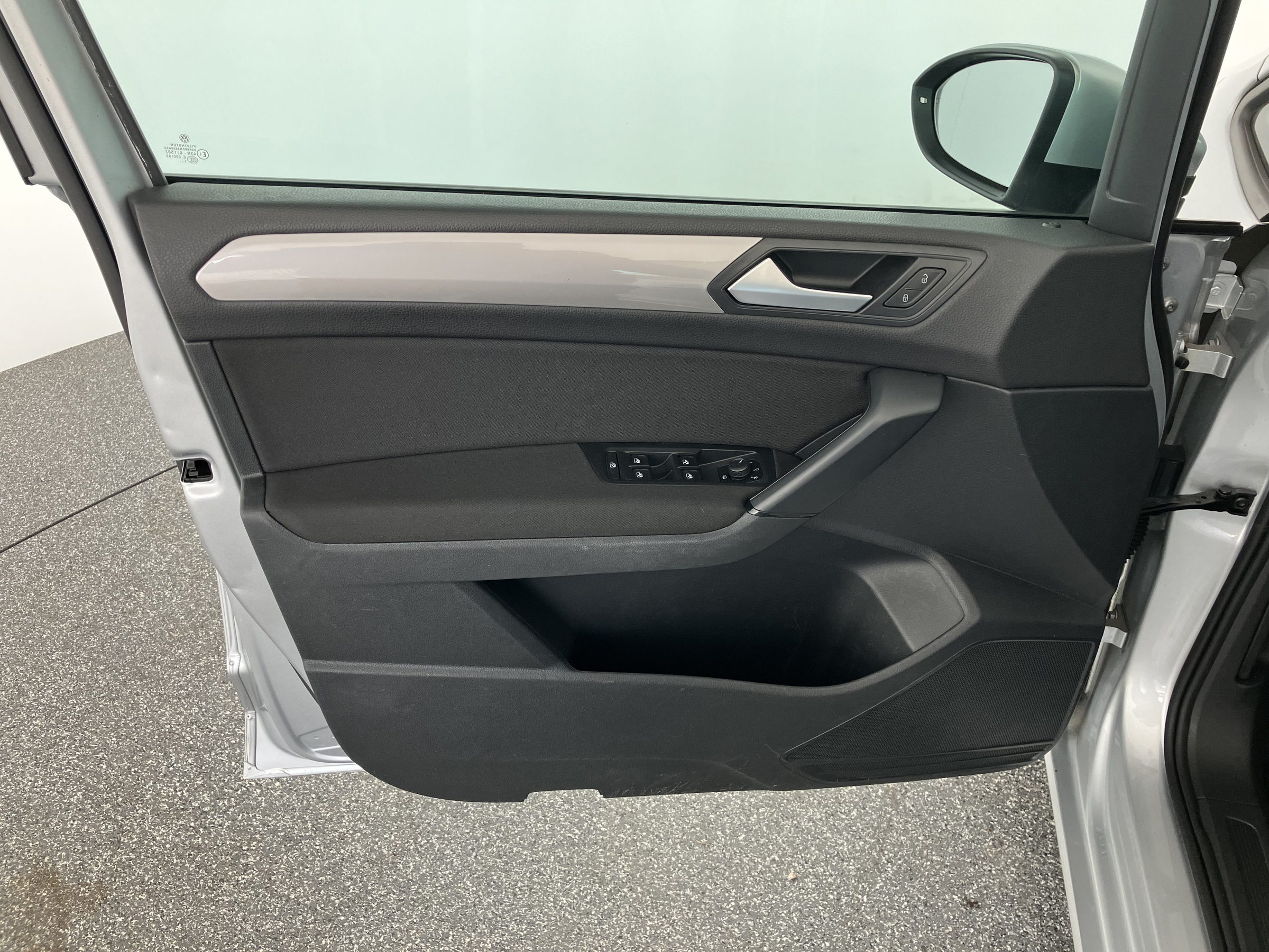 VW Touran 2.0 TDI BMT | Bild 29 von 31