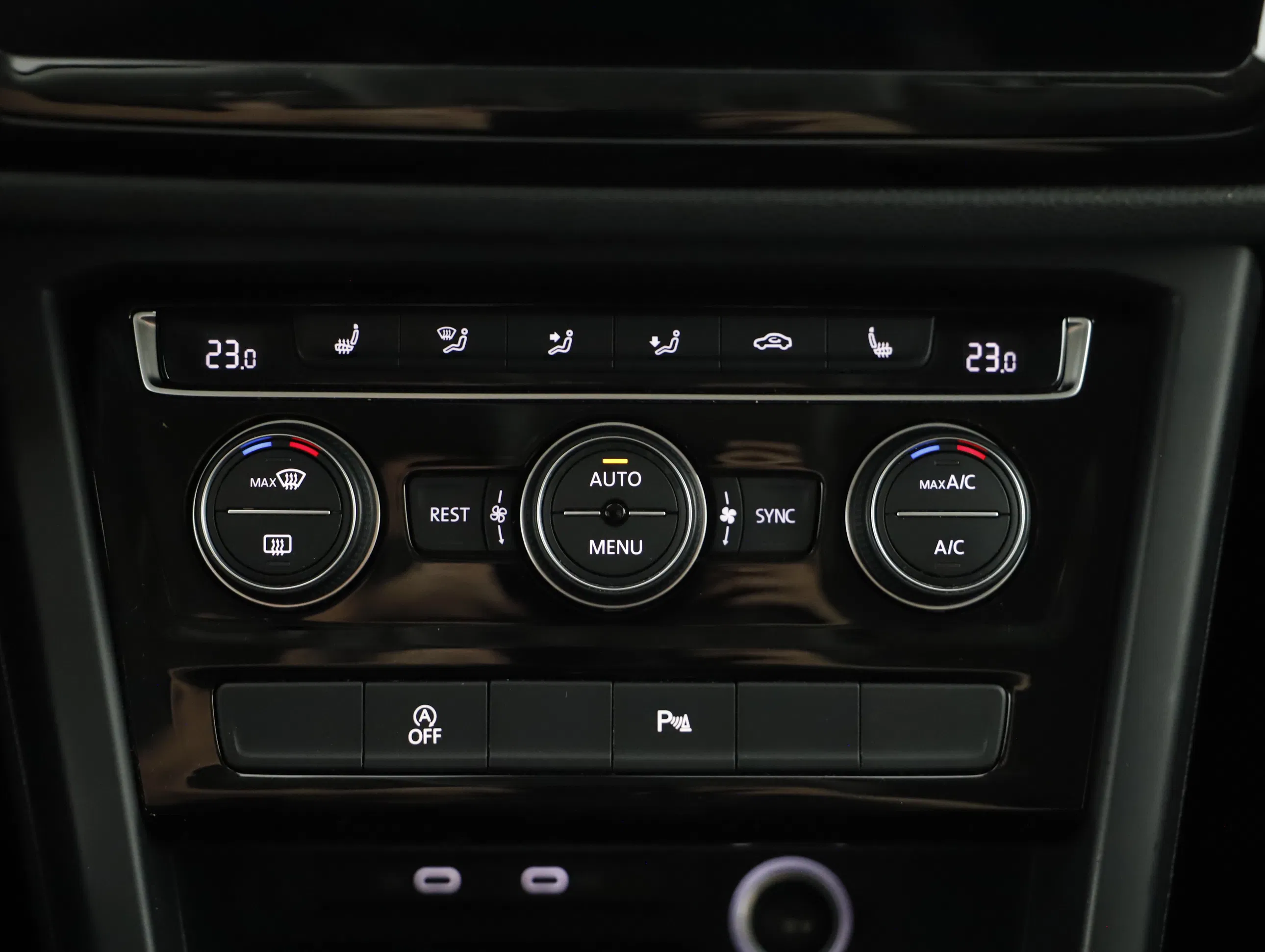 VW Touran 1.5 TSI BMT Highline | Bild 17 von 27