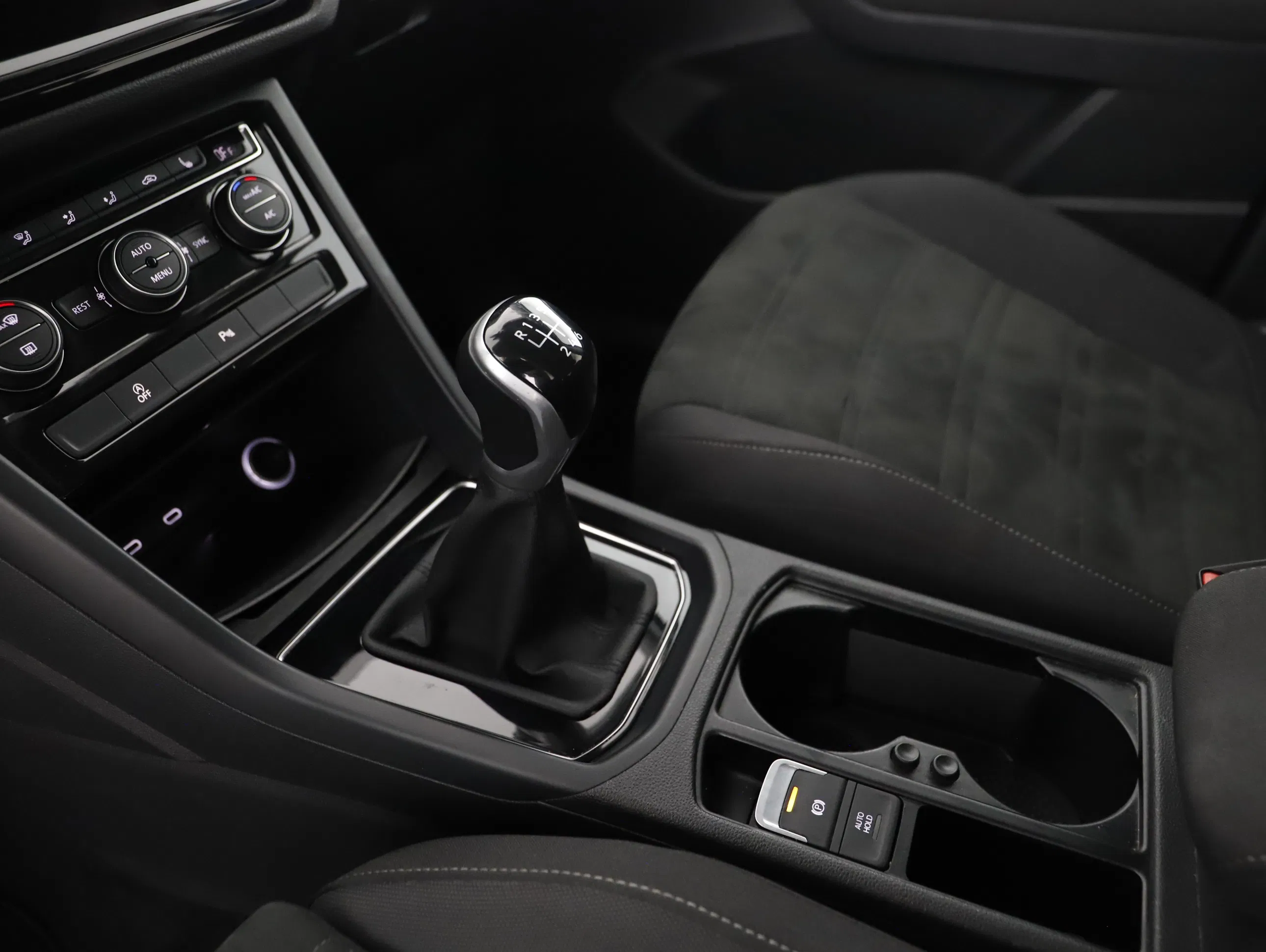 VW Touran 1.5 TSI BMT Highline | Bild 18 von 27