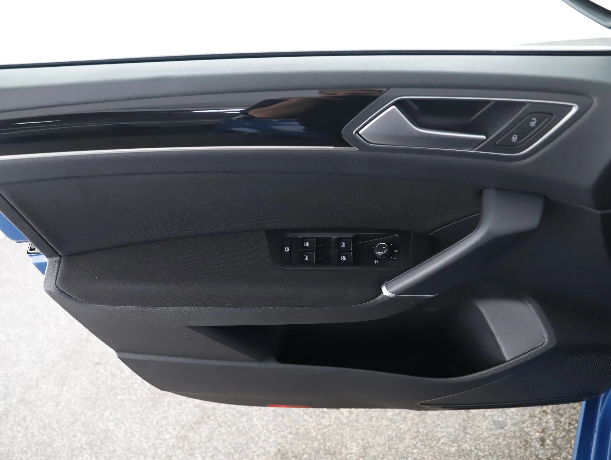 VW Touran 1.5 TSI BMT Highline | Bild 4 von 27