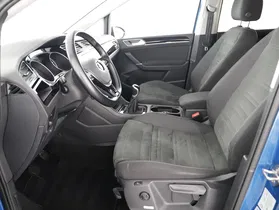 VW Touran 1.5 TSI BMT Highline | Thumbnail 5 von 27