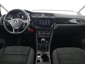 VW Touran 1.5 TSI BMT Highline | Thumbnail 6 von 27