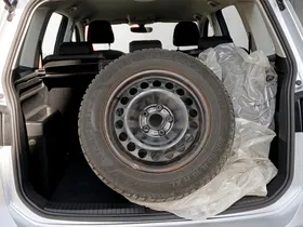 VW Touran 2.0 TDI | Thumbnail 16 von 16