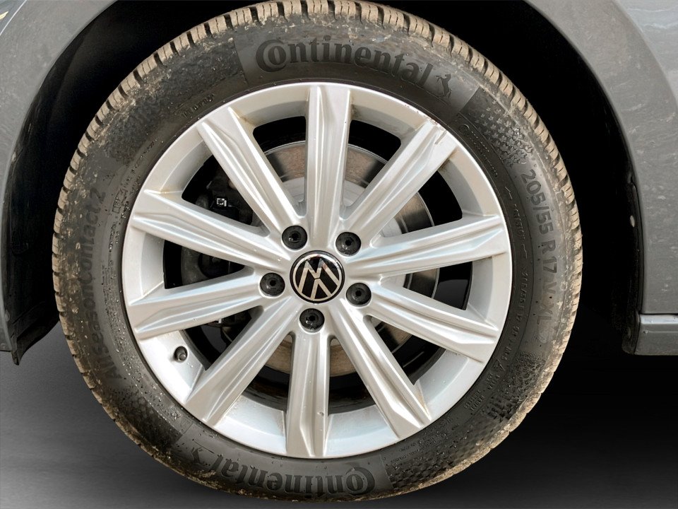 VW Touran 1.5 TSI BMT Highline | Bild 6 von 22