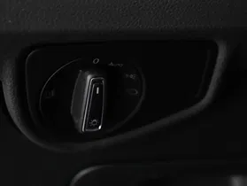 VW Touran 2.0 TDI BMT Comfortline | Thumbnail 13 von 22