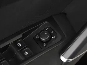 VW Touran 2.0 TDI BMT Comfortline | Thumbnail 15 von 22