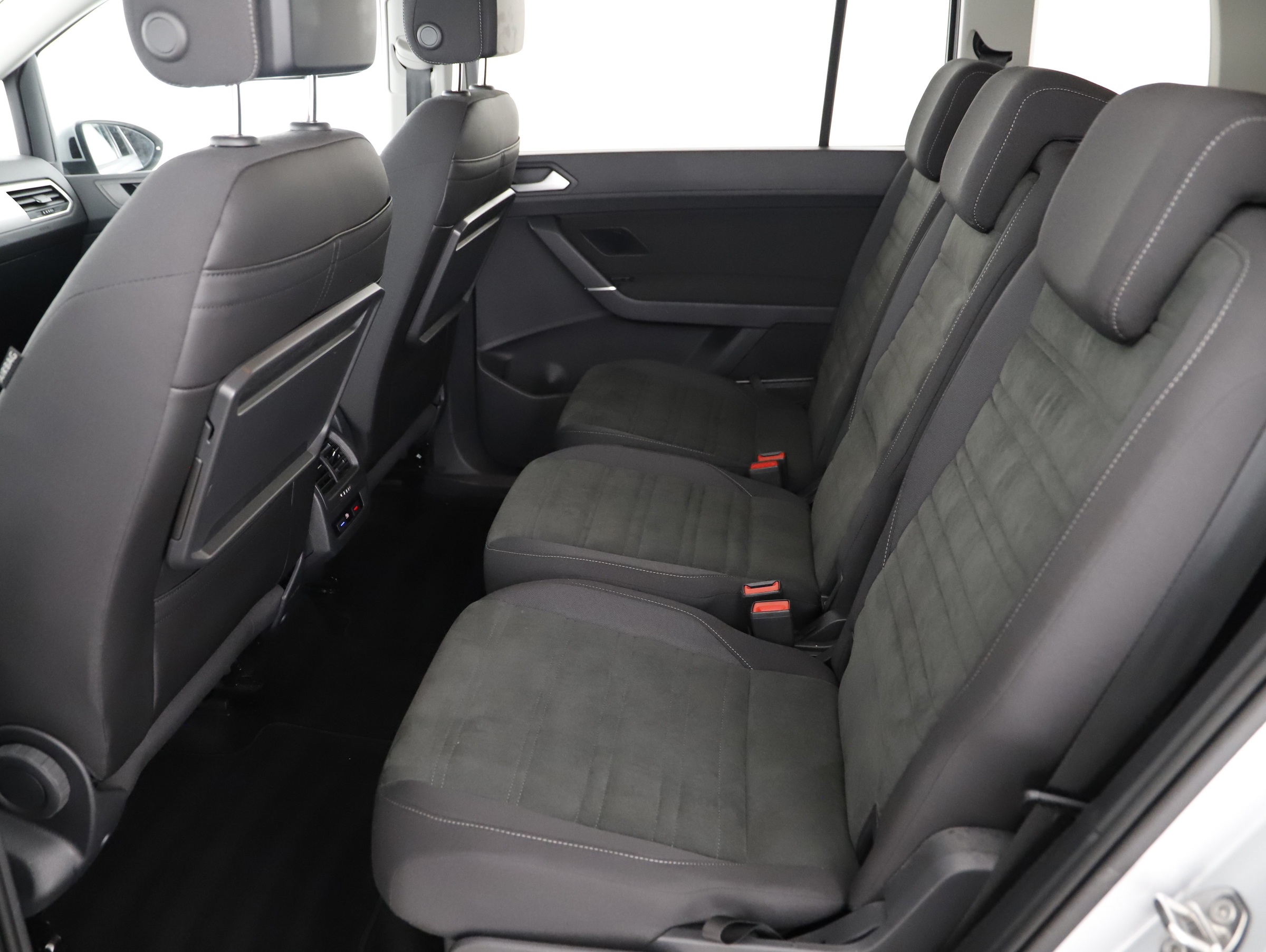 VW Touran 2.0 TDI BMT Comfortline | Bild 2 von 22