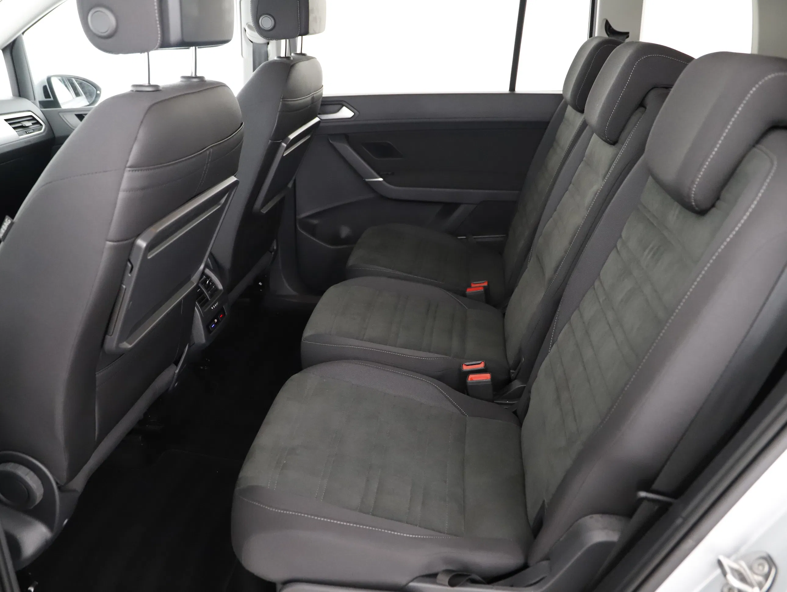 VW Touran 2.0 TDI BMT Comfortline | Bild 2 von 22