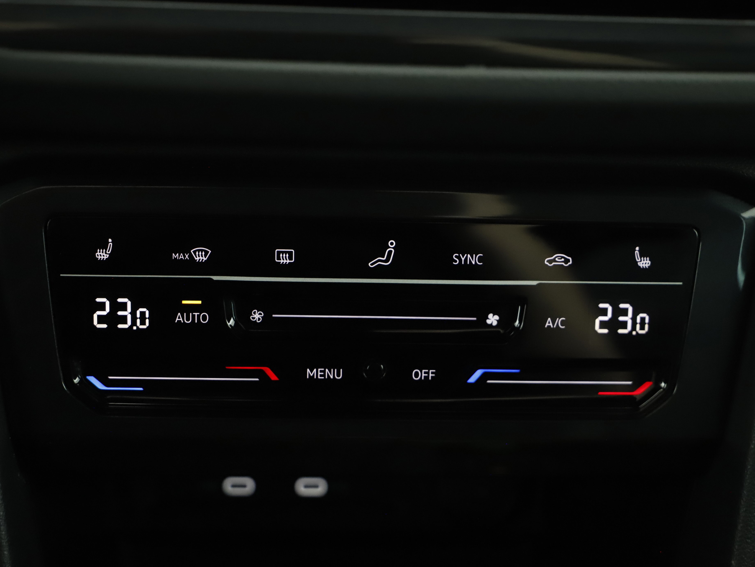 VW Tiguan 2.0 TDI BMT R-Line | Bild 13 von 21