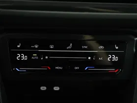 VW Tiguan 2.0 TDI BMT R-Line | Thumbnail 13 von 21