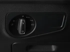 VW Tiguan 2.0 TDI BMT R-Line | Thumbnail 16 von 21