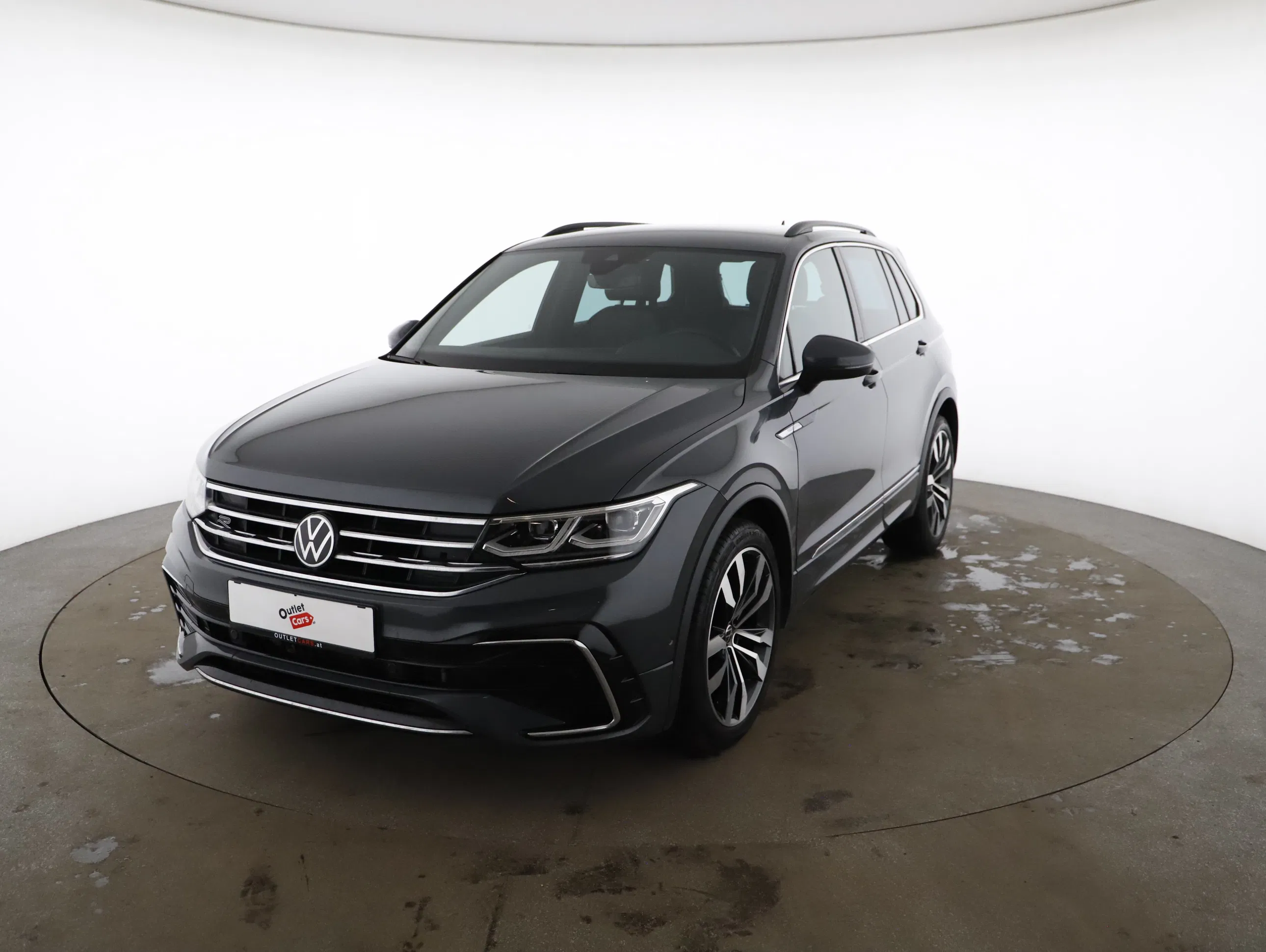 VW Tiguan 2.0 TDI BMT R-Line | Bild 2 von 21