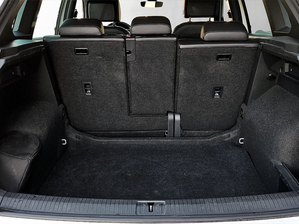 VW Tiguan 2.0 TDI DSG R-Line | Bild 20 von 21