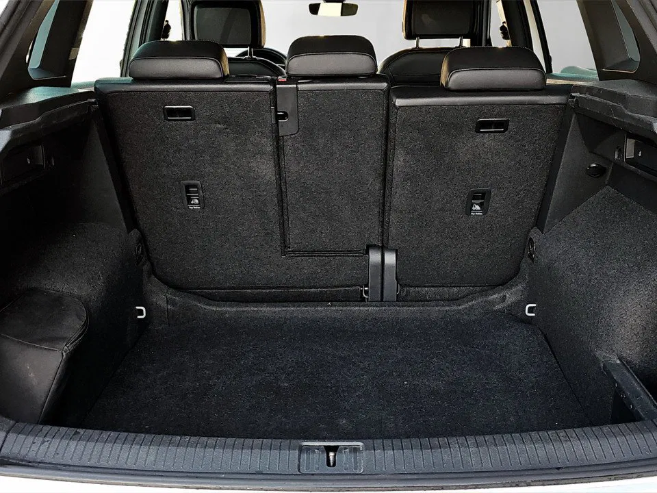 VW Tiguan 2.0 TDI DSG R-Line | Bild 20 von 21