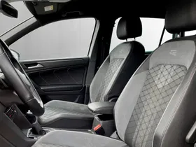 VW Tiguan 2.0 TDI BMT R-Line | Thumbnail 8 von 16