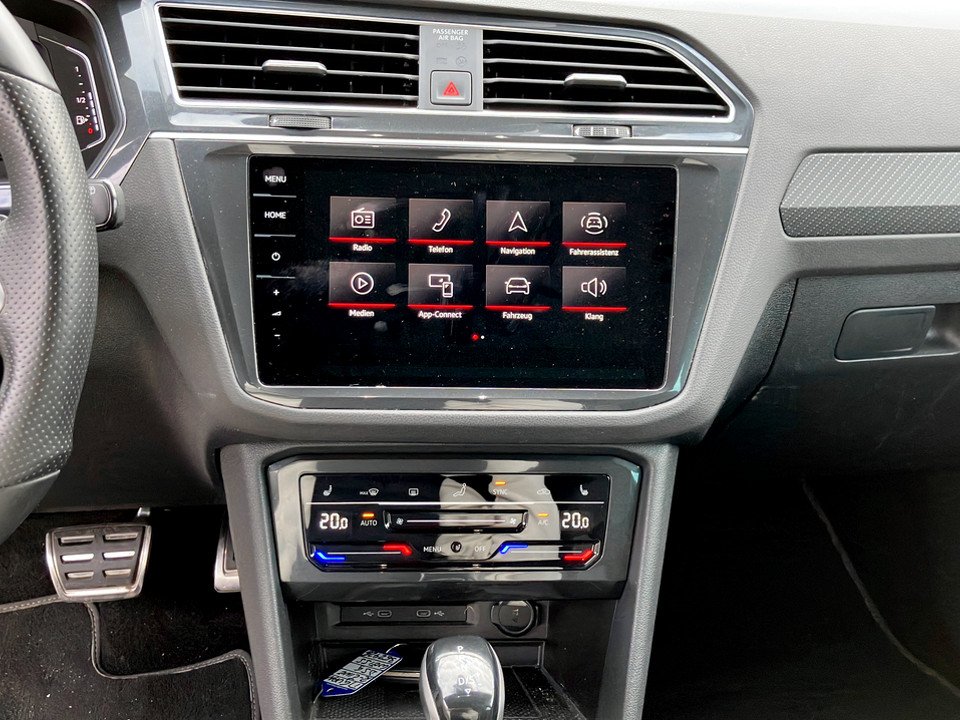 VW Tiguan 2.0 TDI BMT R-Line | Bild 10 von 16