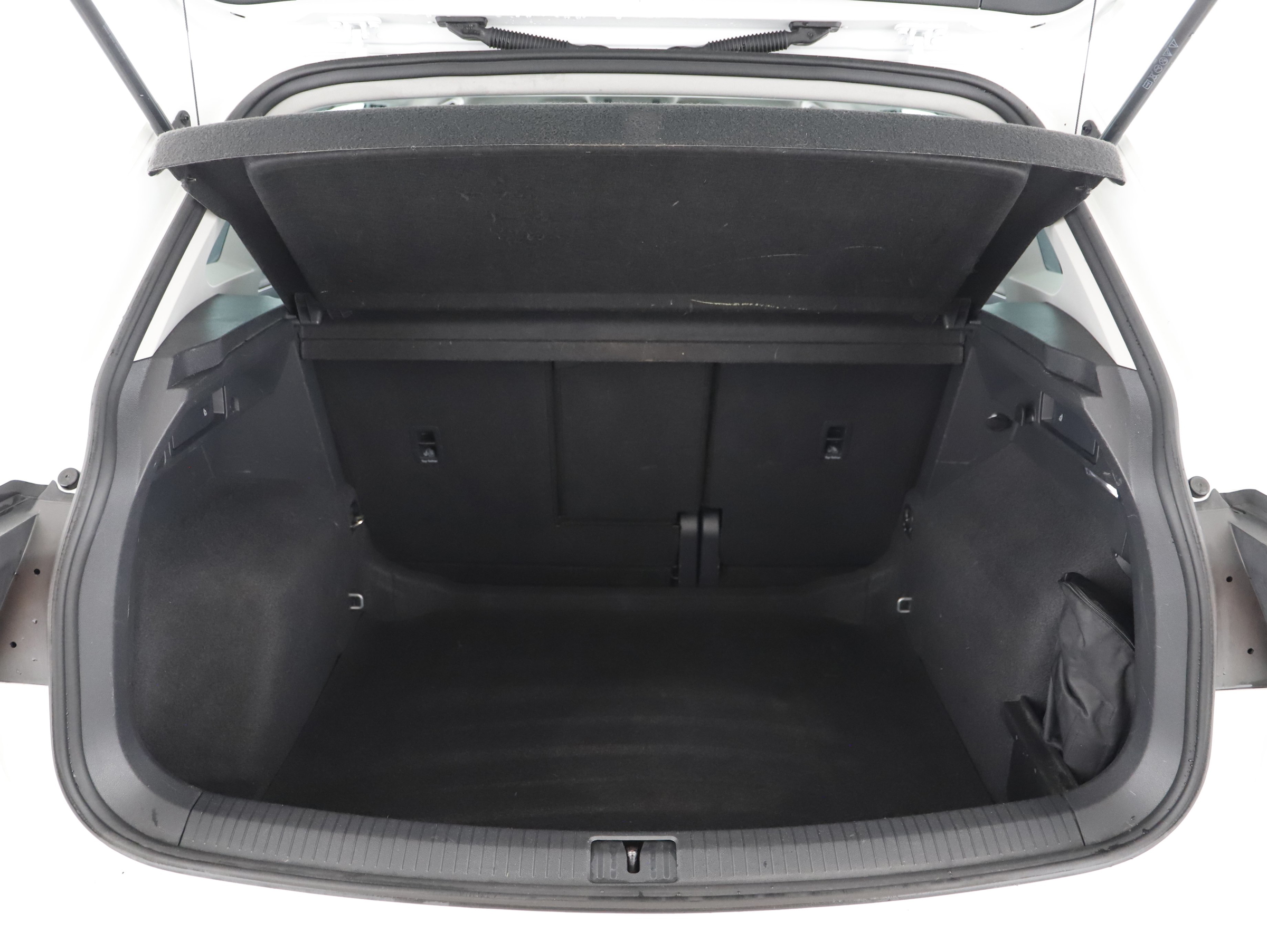 VW Tiguan 2.0 TDI BMT Life | Bild 16 von 21