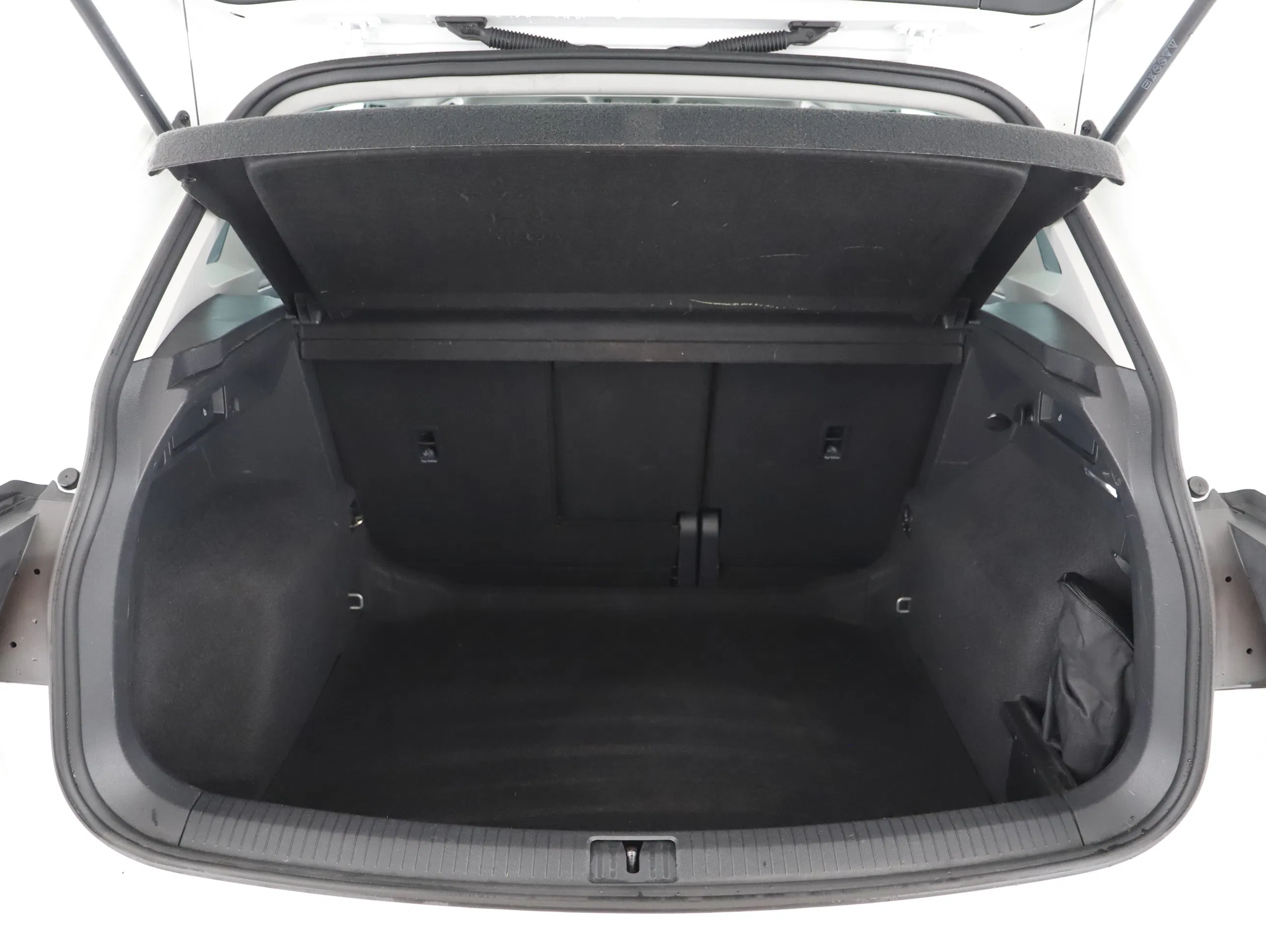 VW Tiguan 2.0 TDI BMT Life | Bild 16 von 21
