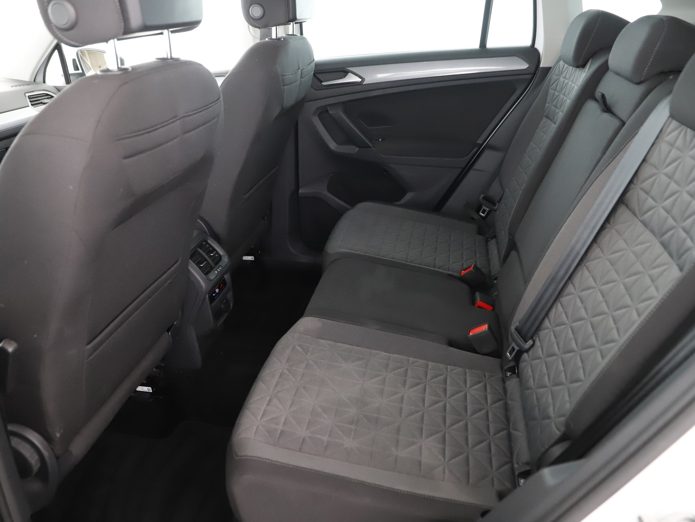 VW Tiguan 2.0 TDI BMT Life | Bild 2 von 21