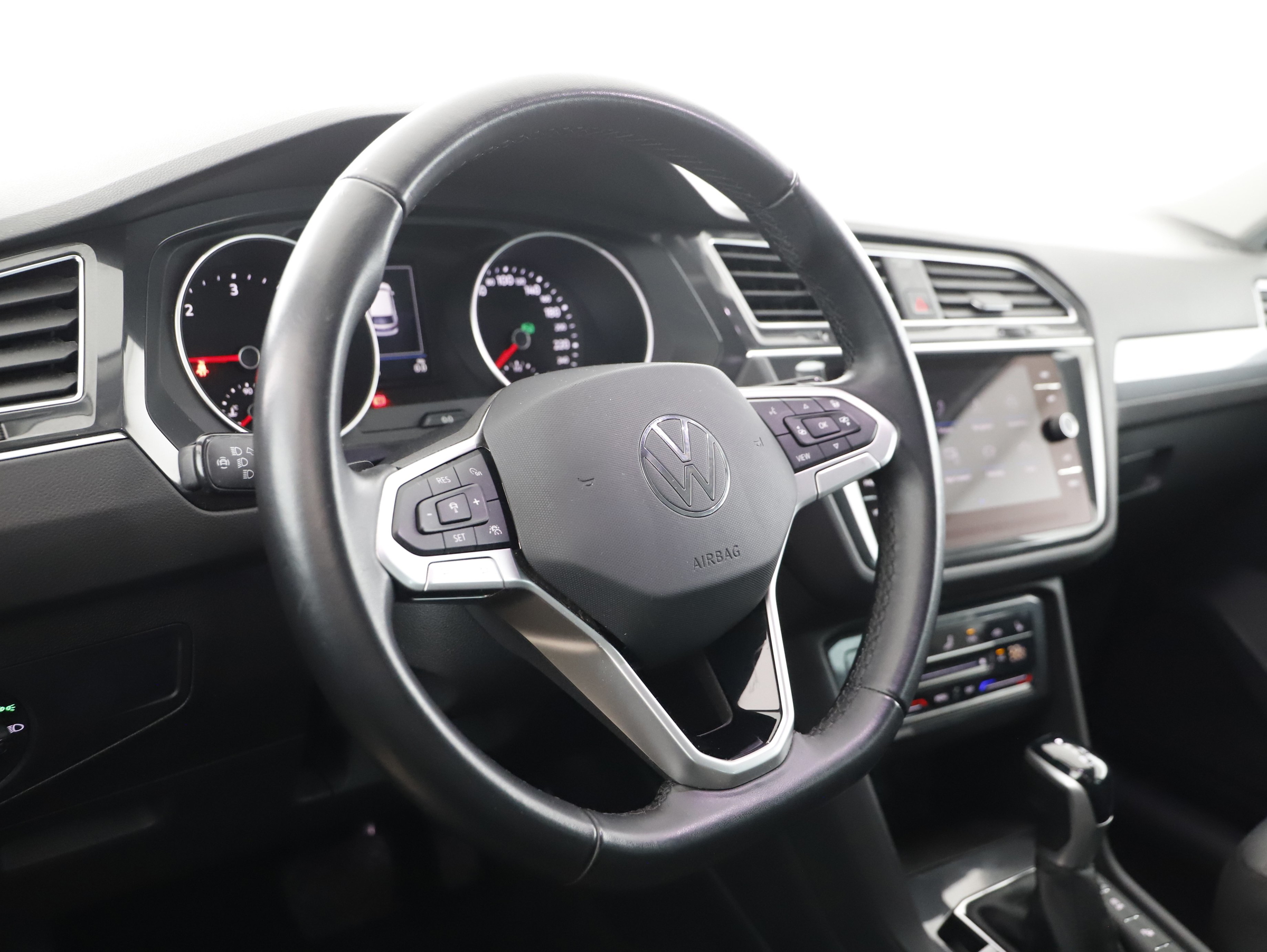 VW Tiguan 2.0 TDI BMT Life | Bild 4 von 21