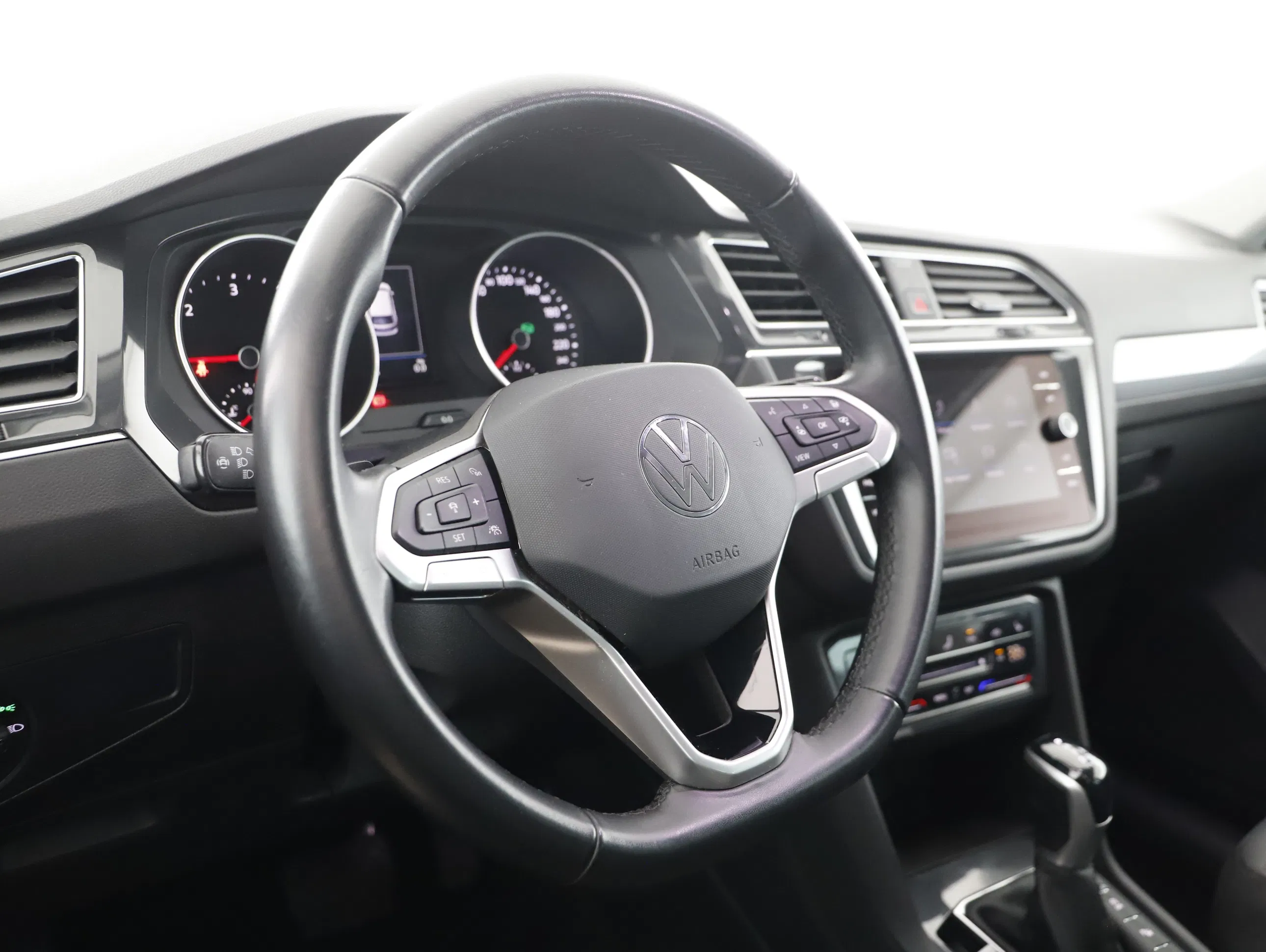 VW Tiguan 2.0 TDI BMT Life | Bild 4 von 21