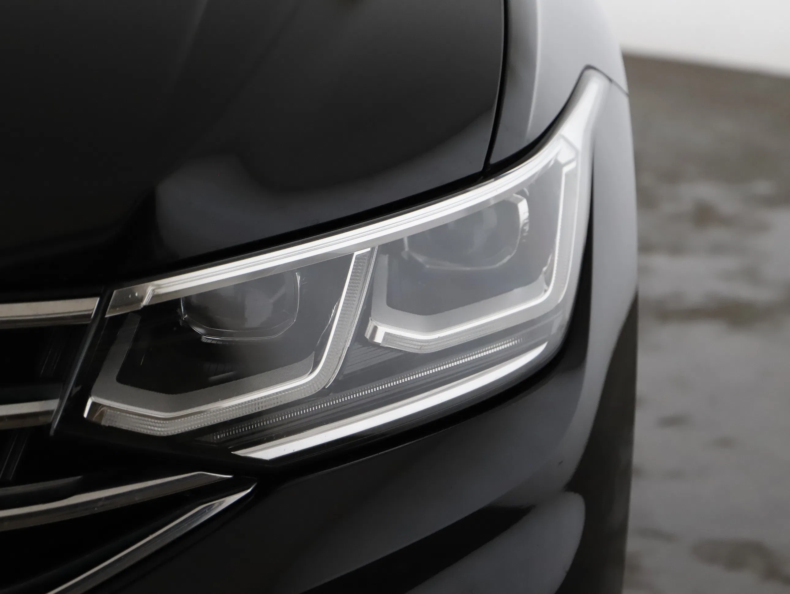 VW Tiguan 2.0 TDI BMT Elegance | Bild 20 von 22