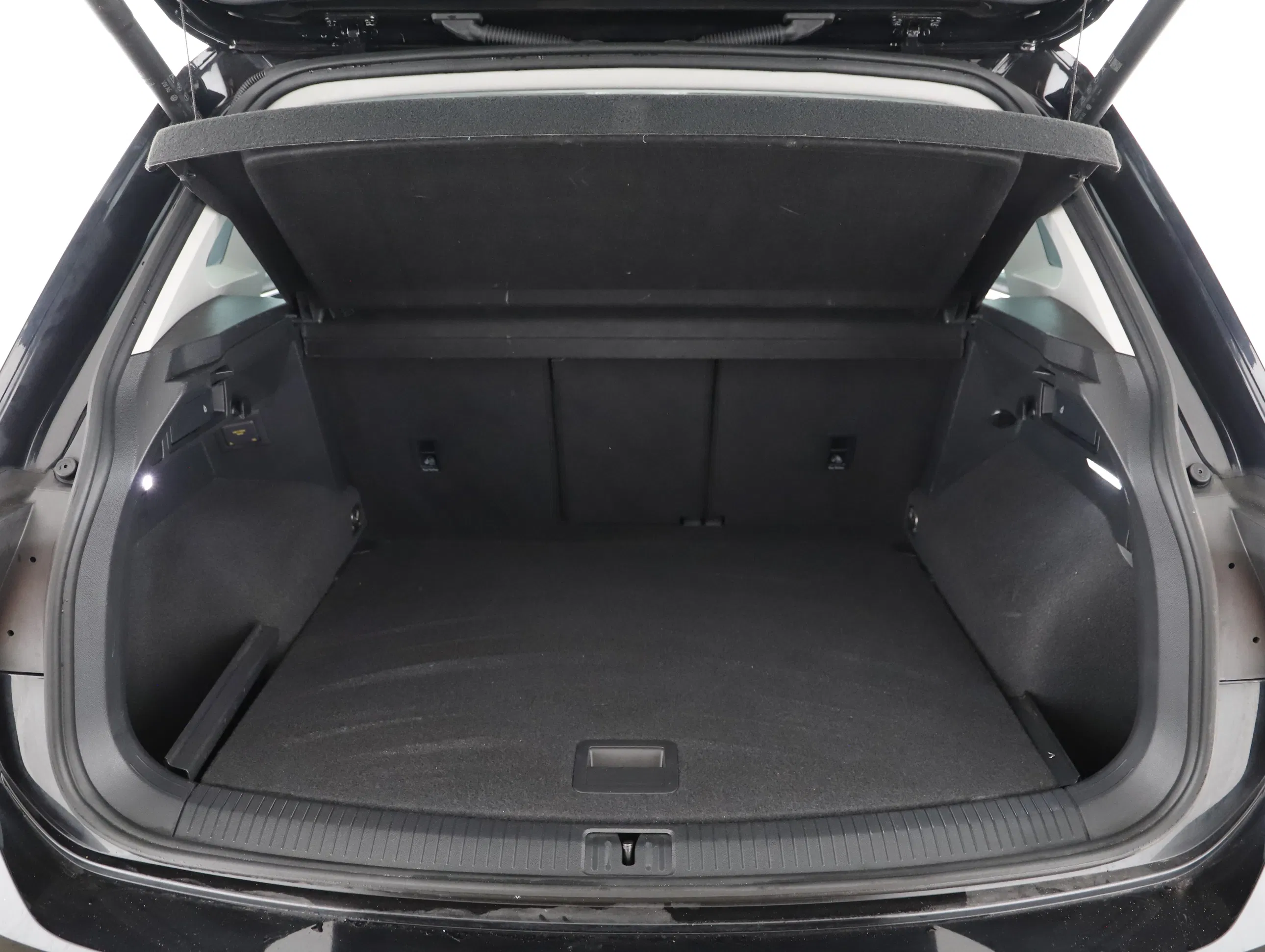 VW Tiguan 2.0 TDI BMT Elegance | Bild 18 von 21