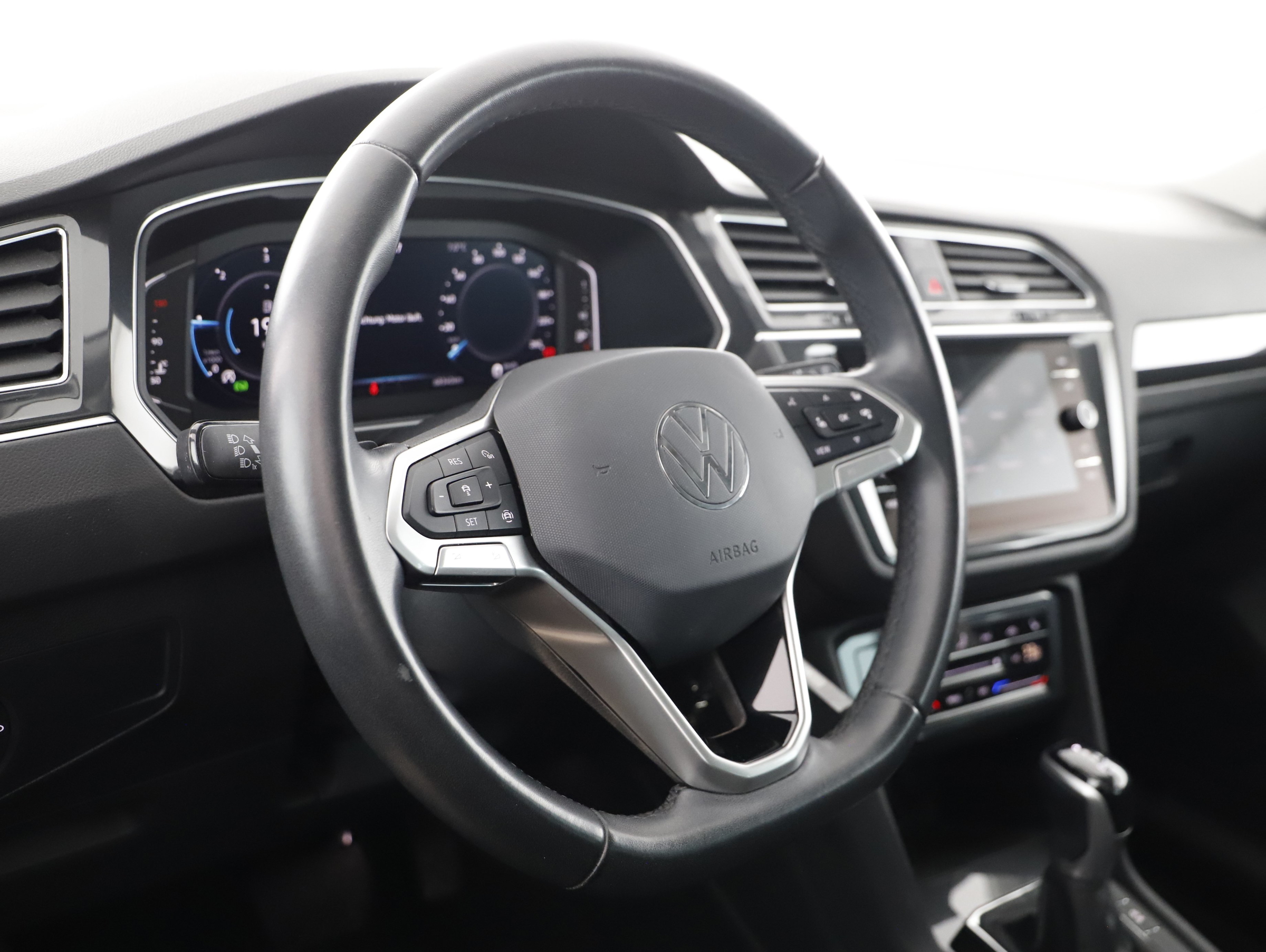 VW Tiguan 2.0 TDI BMT Elegance | Bild 7 von 21