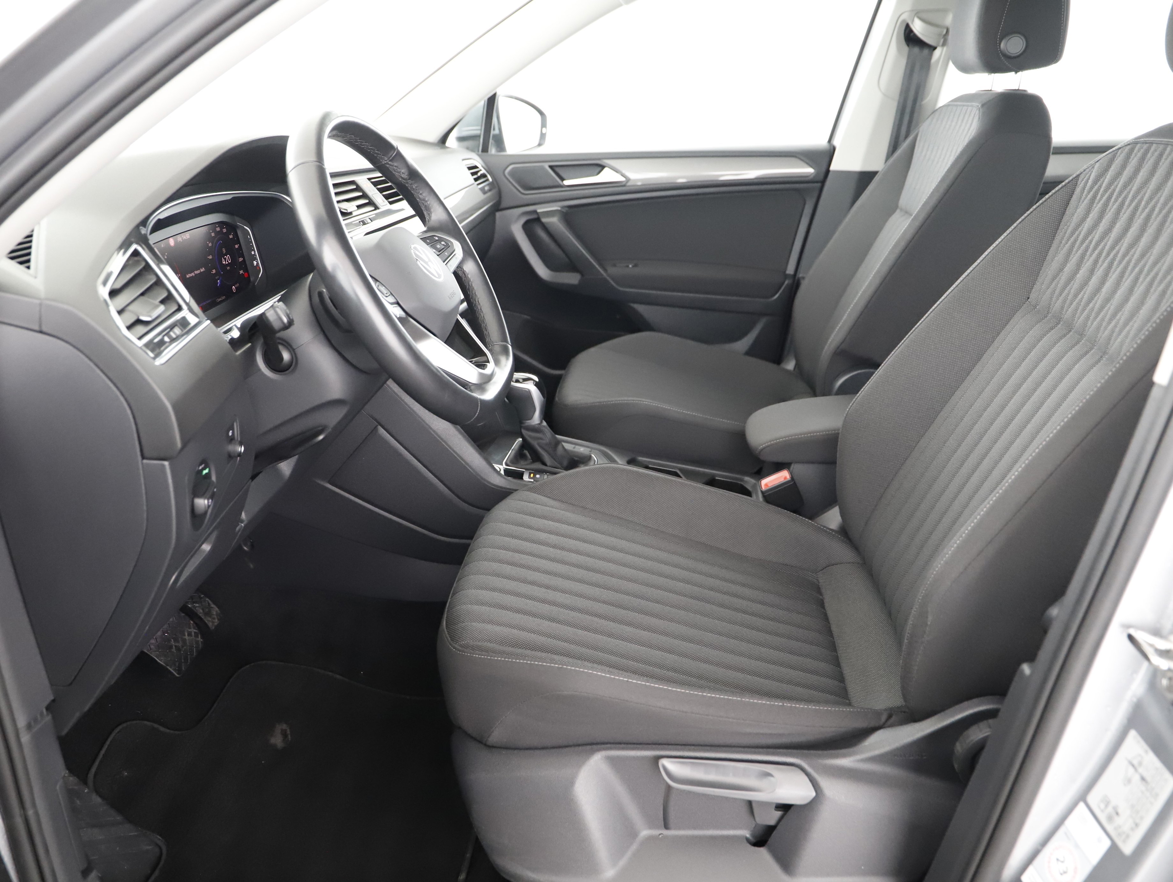 VW Tiguan Allsp 2.0TDI Life DSG | Bild 8 von 22