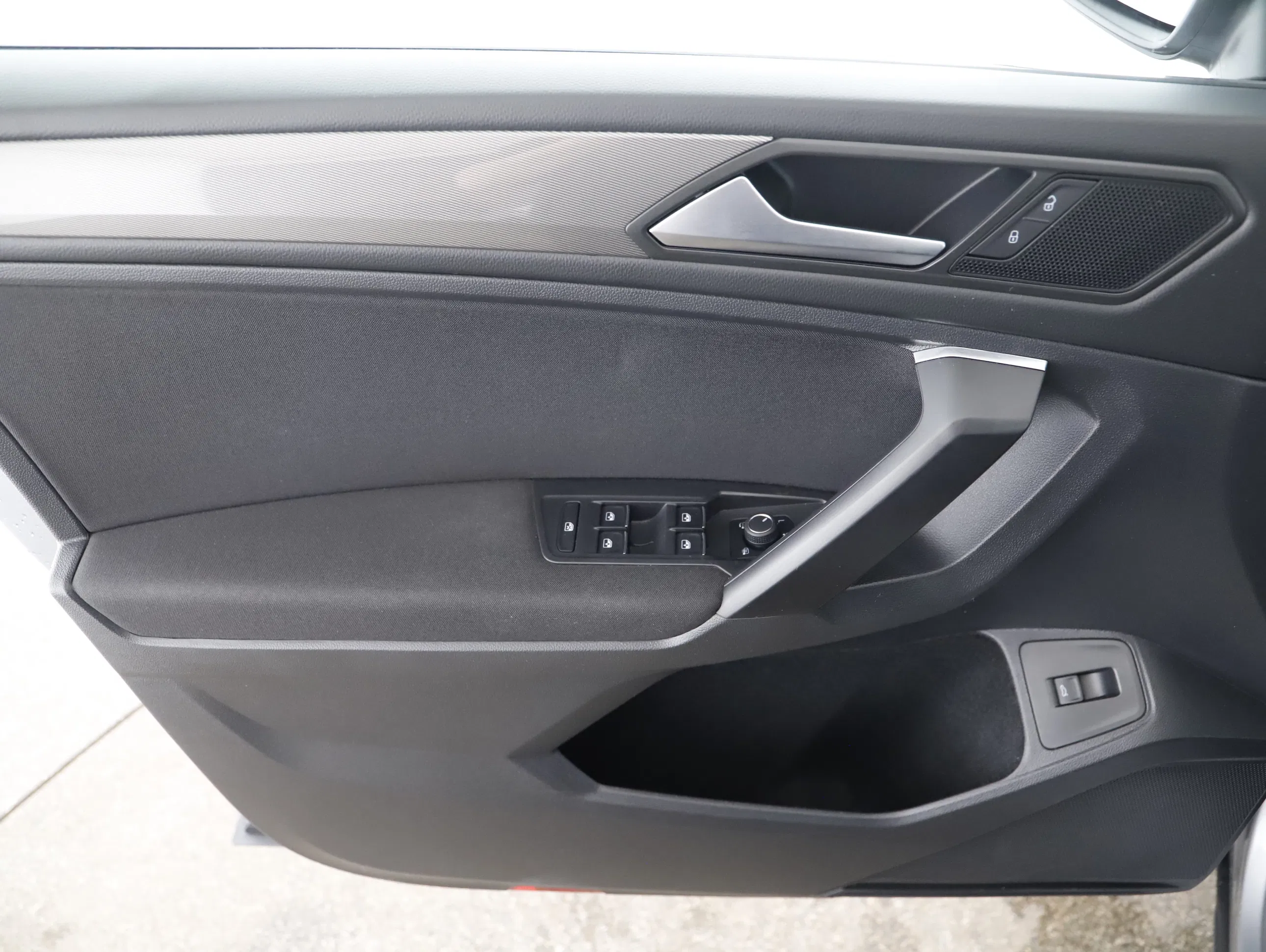 VW Tiguan Allsp 2.0TDI Life DSG | Bild 5 von 22