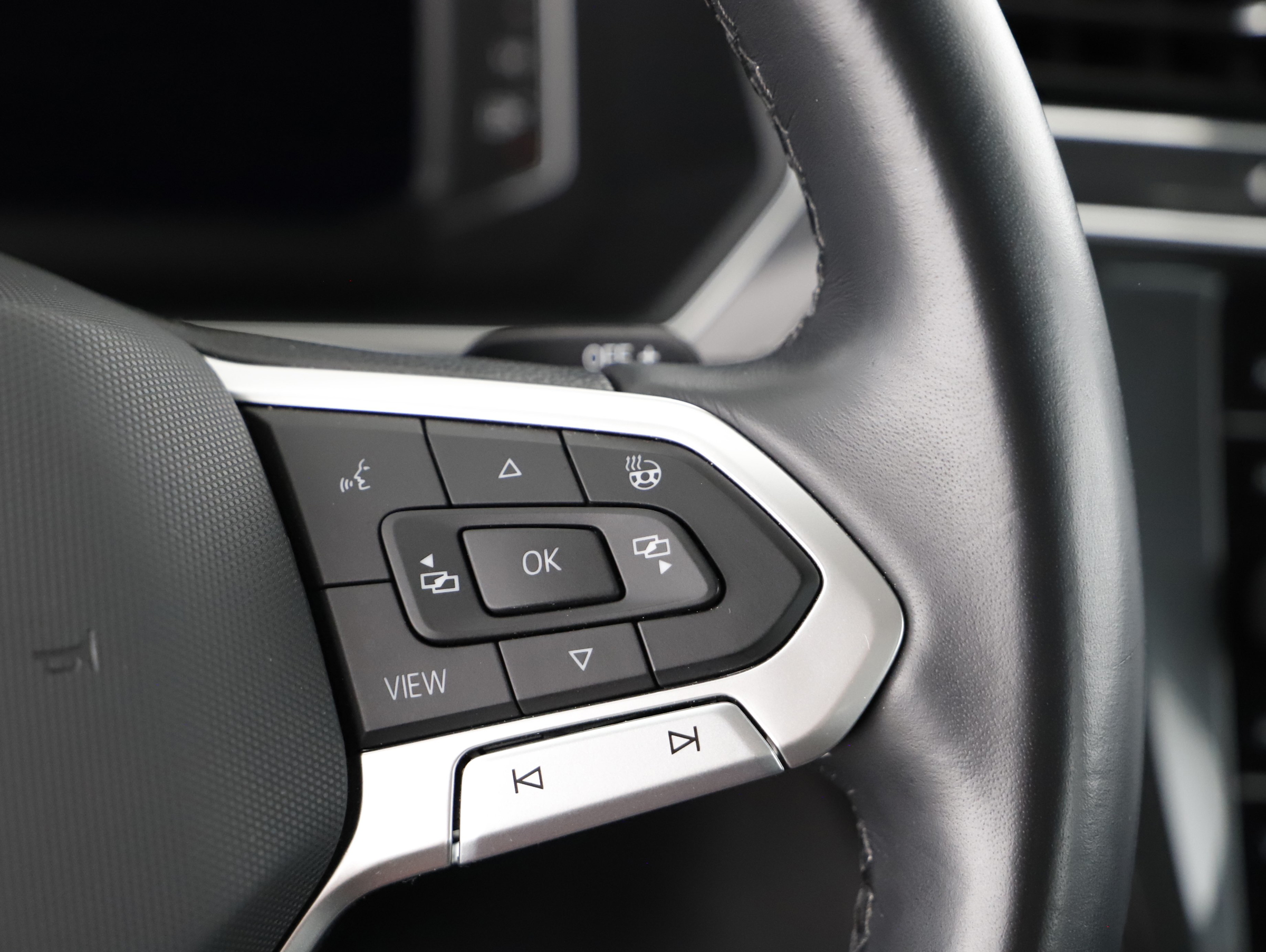 VW Tiguan Allspace 2.0 TDI Life | Bild 9 von 23
