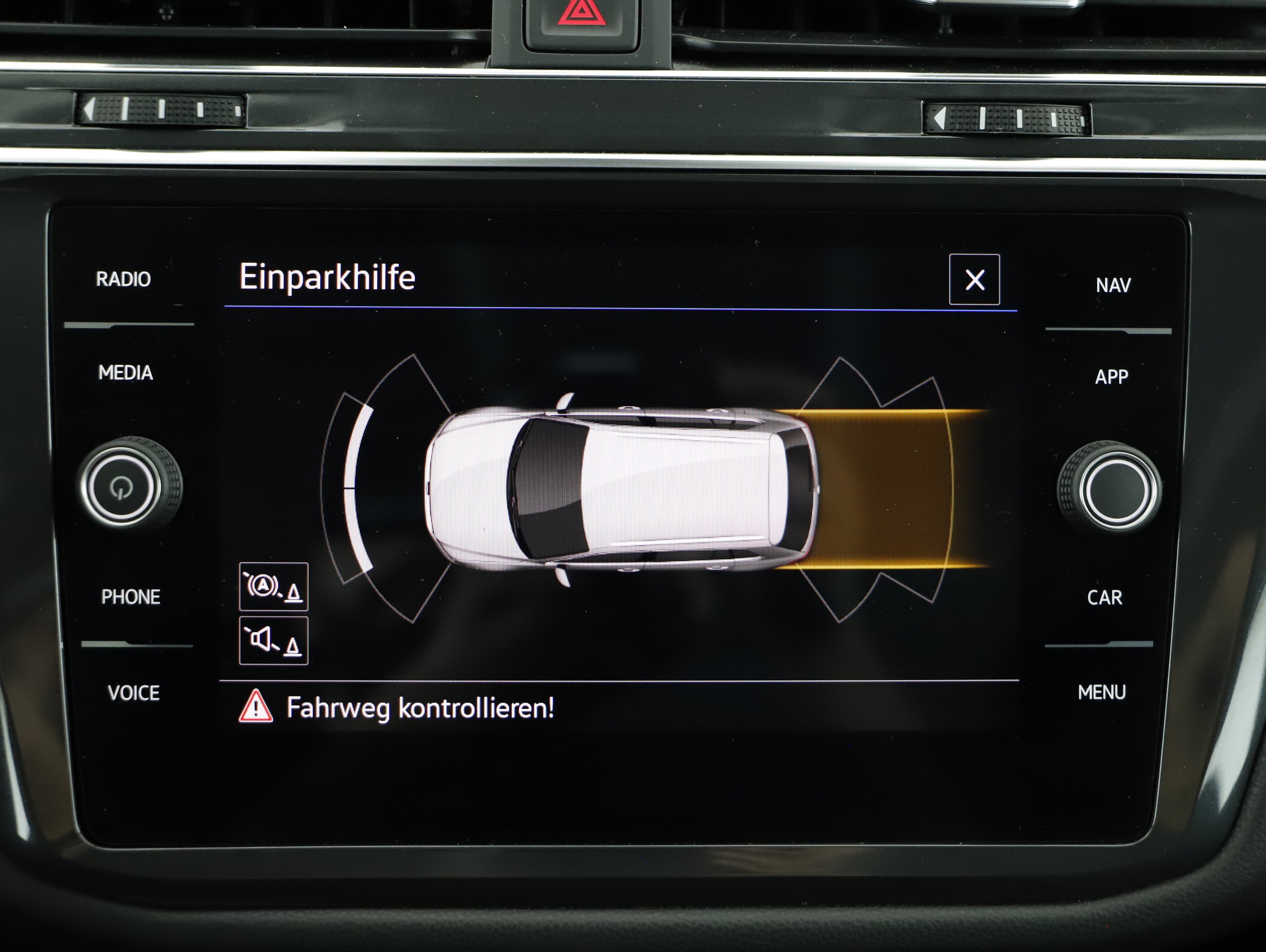VW Tiguan Allspace 2.0 TDI Life | Bild 14 von 23