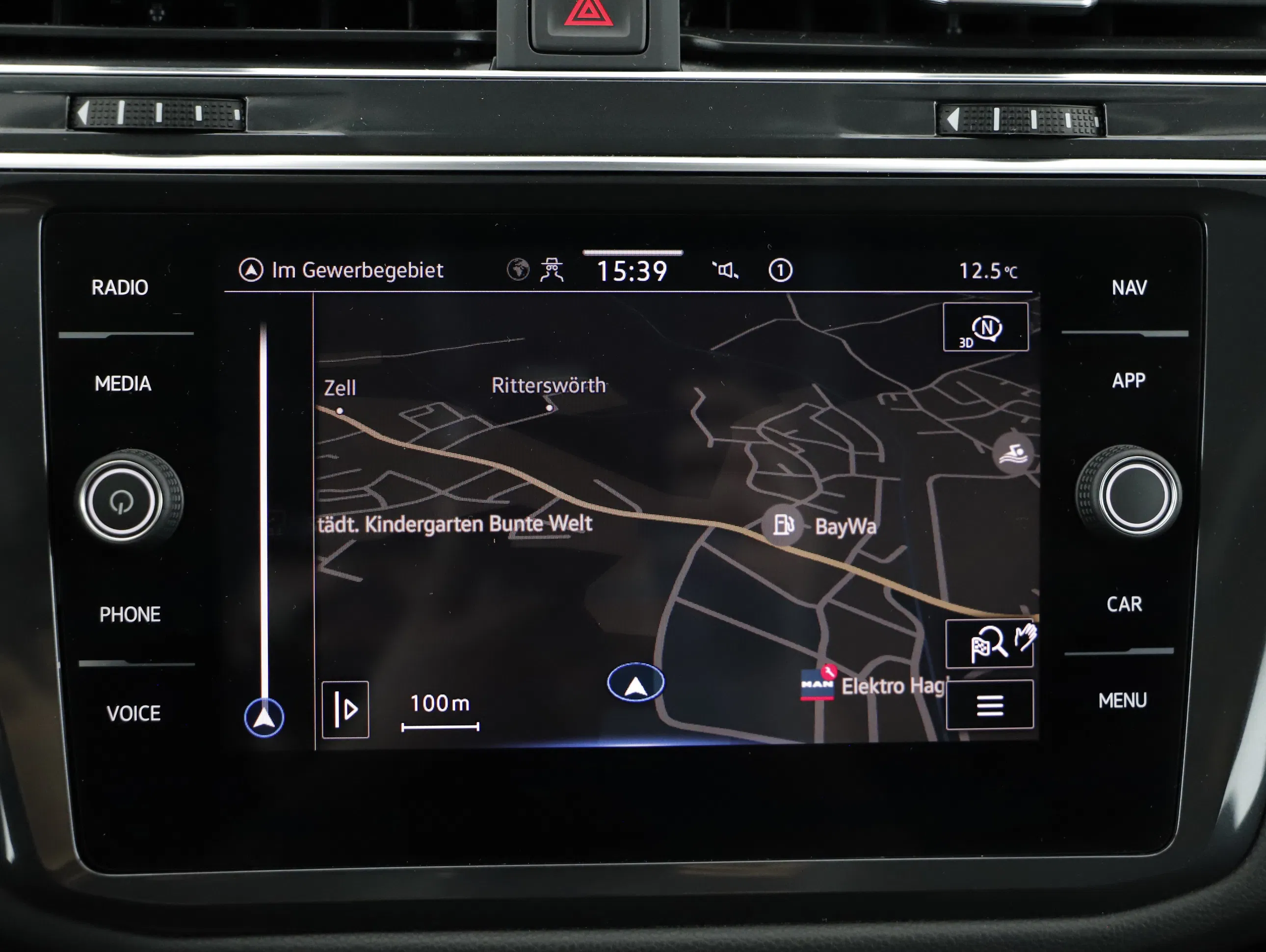 VW Tiguan Allspace 2.0 TDI Life | Bild 16 von 23