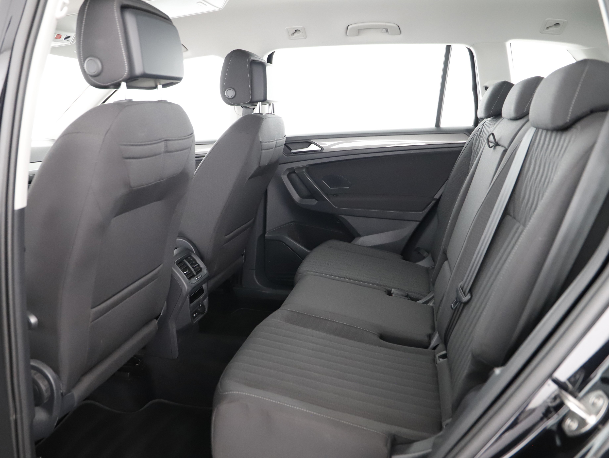 VW Tiguan Allspace 2.0 TDI Life | Bild 17 von 23