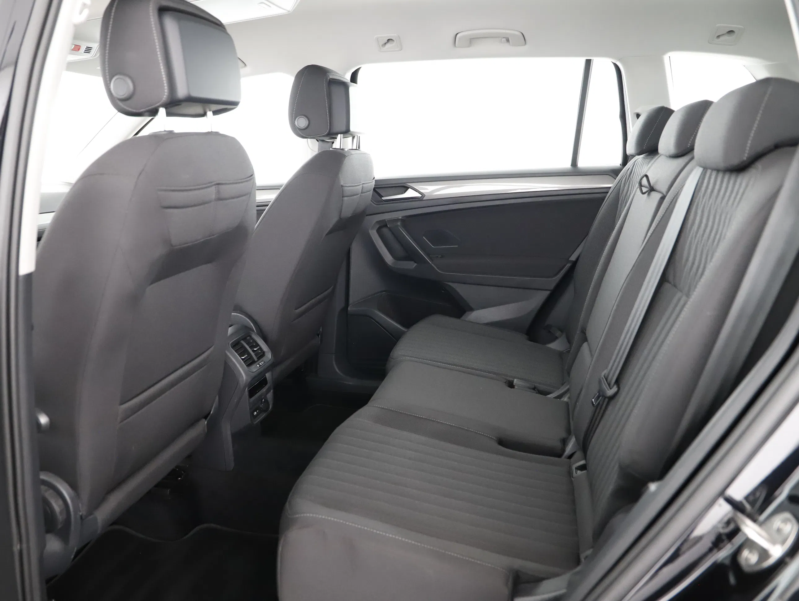 VW Tiguan Allspace 2.0 TDI Life | Bild 17 von 23