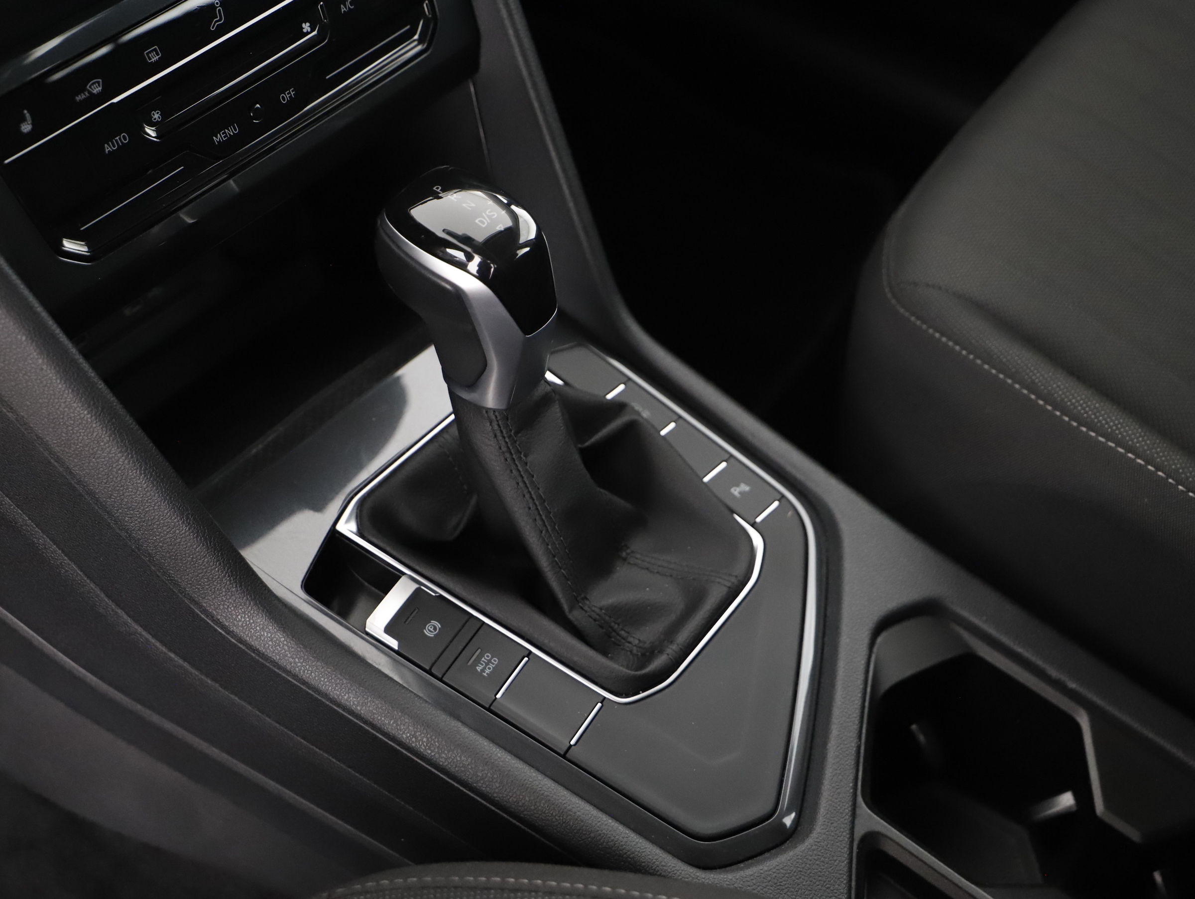 VW Tiguan Allspace 2.0 TDI Life | Bild 12 von 23