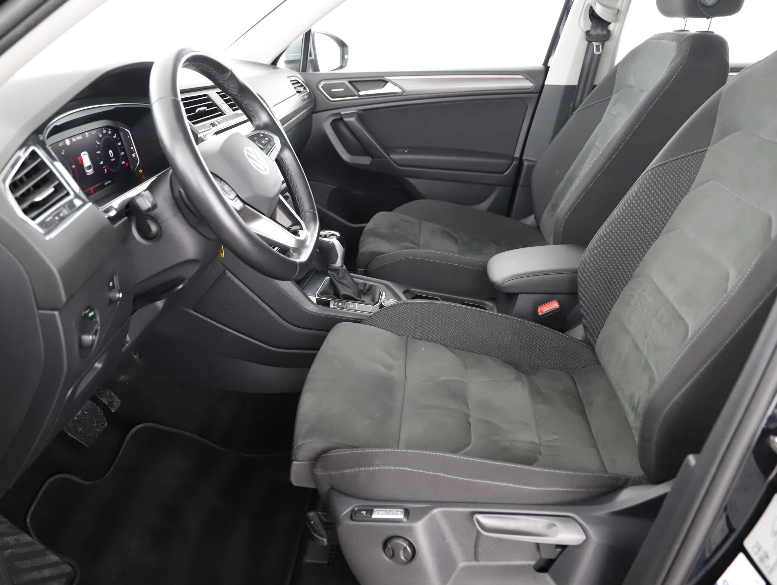 VW Tiguan Allsp. Life 2.0 TDI 4Mot. DSG 7-SITZE | Bild 10 von 23