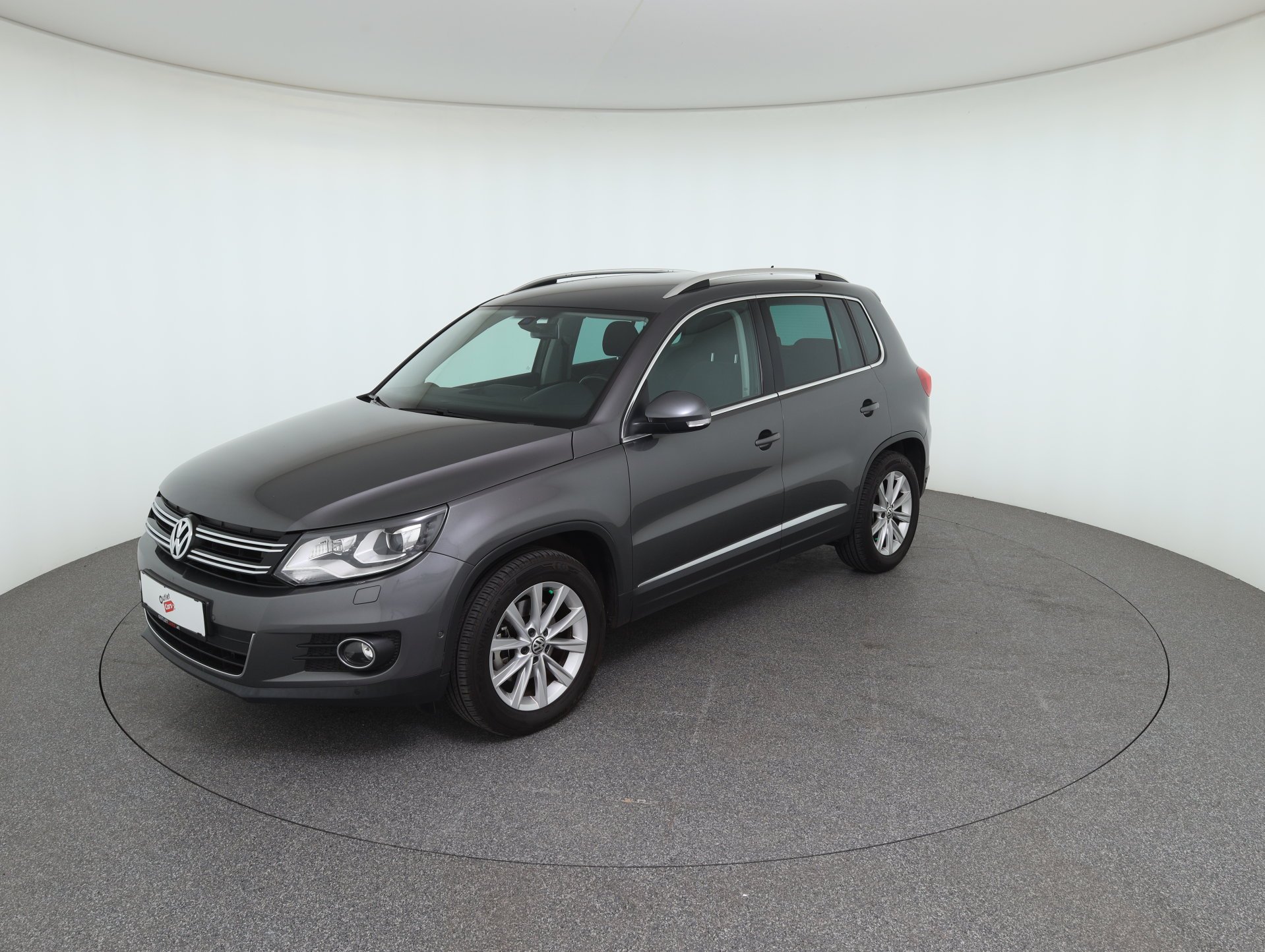 VW Tiguan 2.0 TDI BlueMotion Karat Tech | Bild 2 von 31