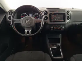 VW Tiguan 2.0 TDI BlueMotion Karat Tech | Thumbnail 15 von 31