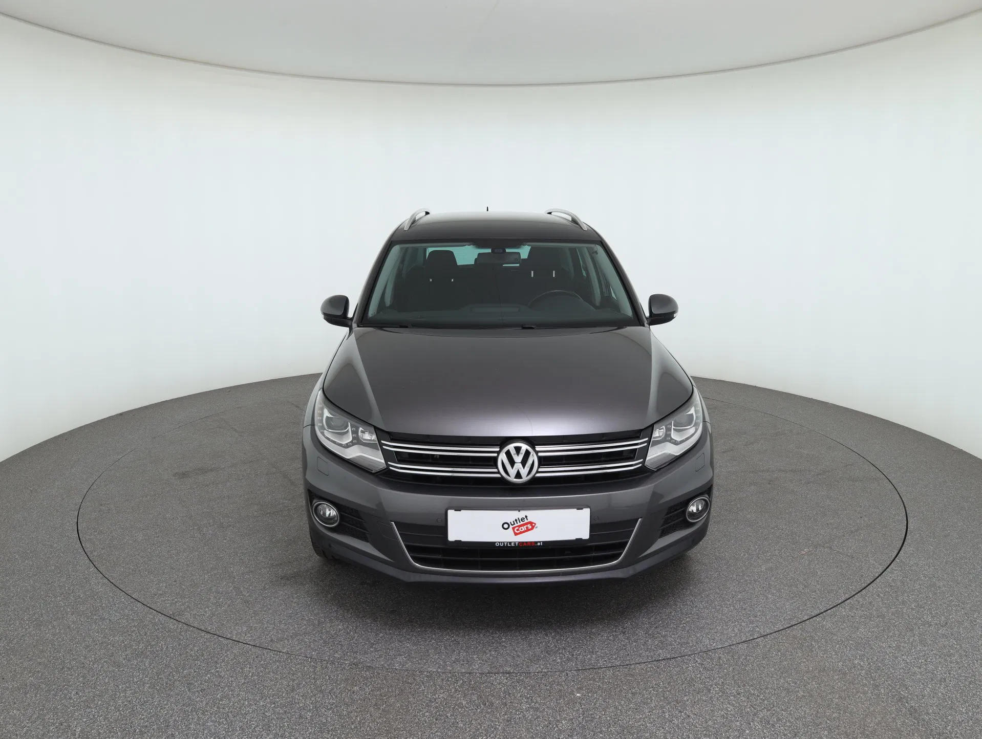VW Tiguan 2.0 TDI BlueMotion Karat Tech | Bild 3 von 31