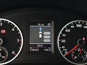 VW Tiguan 2.0 TDI BlueMotion Karat Tech | Thumbnail 28 von 31