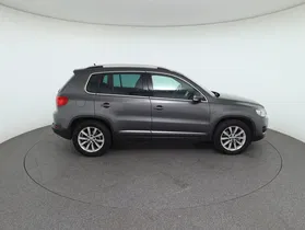 VW Tiguan 2.0 TDI BlueMotion Karat Tech | Thumbnail 5 von 31